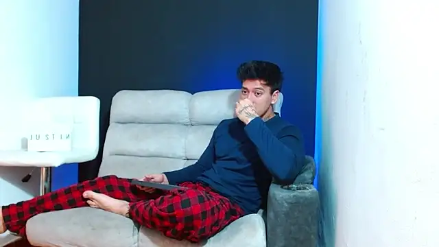 JUSTIN FULLER1 online show from 17, 2, 2026