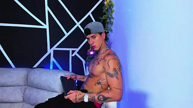 JUSTIN FULLER1 online show from 2, 2, 2025