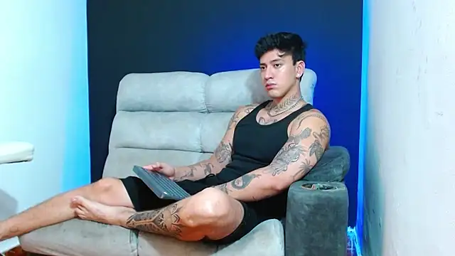 JUSTIN FULLER1 online show from 28, 5, 2026