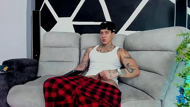 JUSTIN FULLER1 online show from 8, 11, 2025