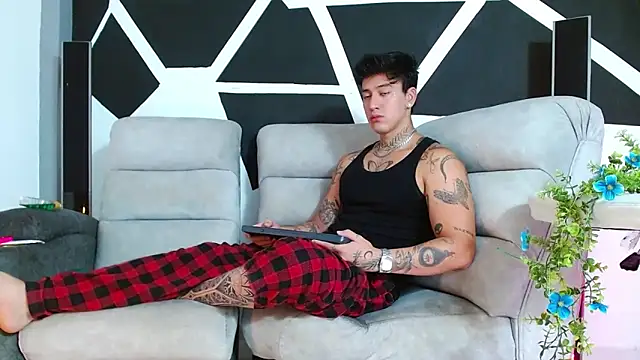 JUSTIN FULLER1 online show from 30, 11, 2025