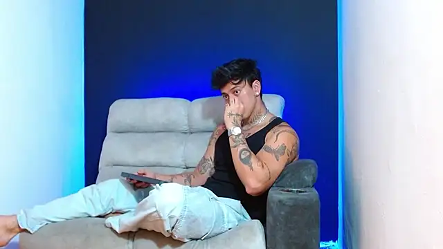 JUSTIN FULLER1 online show from 21, 12, 2025