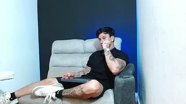 Snapshot of JUSTIN_FULLER1 chatting on 24, 6, 2026 JUSTIN FULLER1 online show from 24, 6, 2026