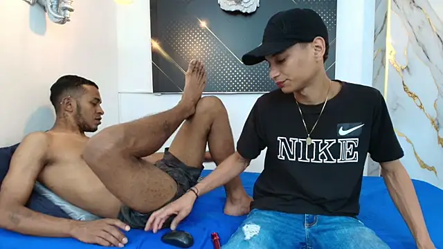 Snapshot of JordanAndAndrew chatting on 20, 9, 2025 JordanAndAndrew online show from 20, 9, 2025