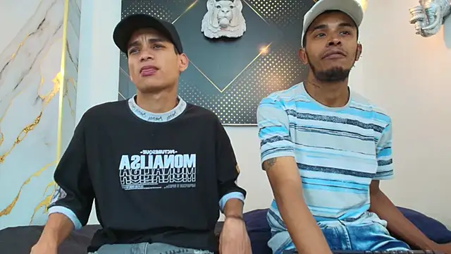 Snapshot of JordanAndAndrew chatting on 1, 10, 2025 JordanAndAndrew online show from 1, 10, 2025
