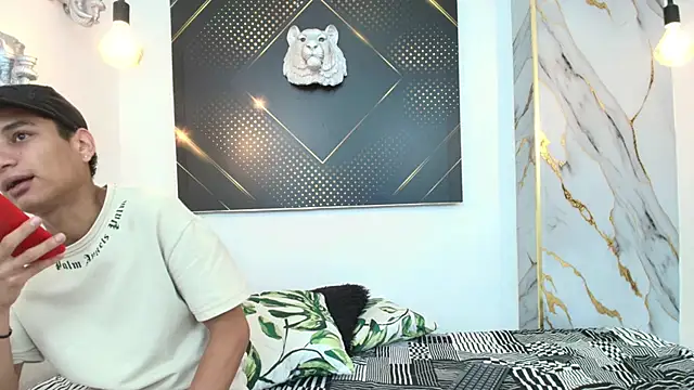 JordanAndAndrew online show from 24, 11, 2025