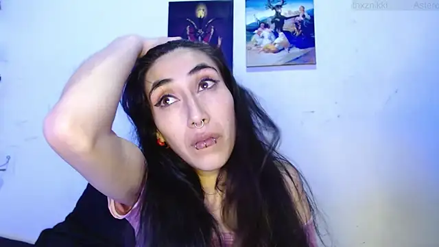 Snapshot of Asterothxznikki chatting on 6, 3, 2025 Asterothxznikki online show from 6, 3, 2025