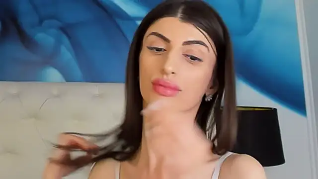 SkinnyDolly online show from 6, 3, 2025