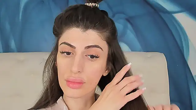 SkinnyDolly online show from 14, 12, 2025