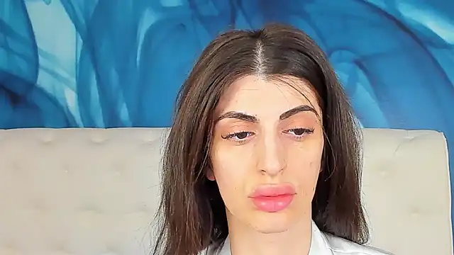 SkinnyDolly online show from 18, 4, 2026