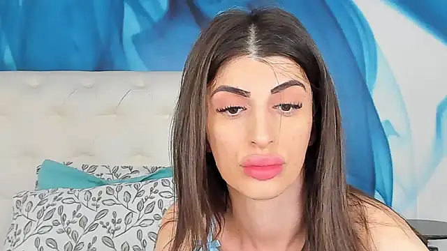 SkinnyDolly online show from 4, 4, 2026