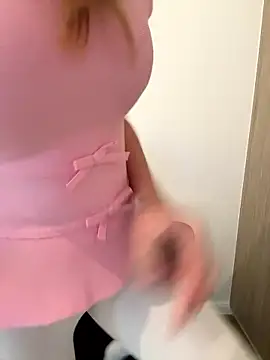 emma05 online show from 12, 1, 2026