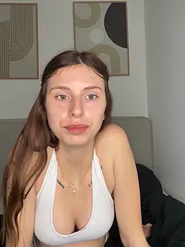 emma05 online show from 23, 2, 2025