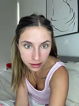 emma05 online show from 15, 6, 2026