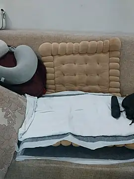 Cery-Bae online show from 7, 11, 2025