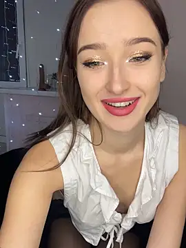 Snapshot of eva_and_adam1 chatting on 25, 10, 2025 eva and adam1 online show from 25, 10, 2025