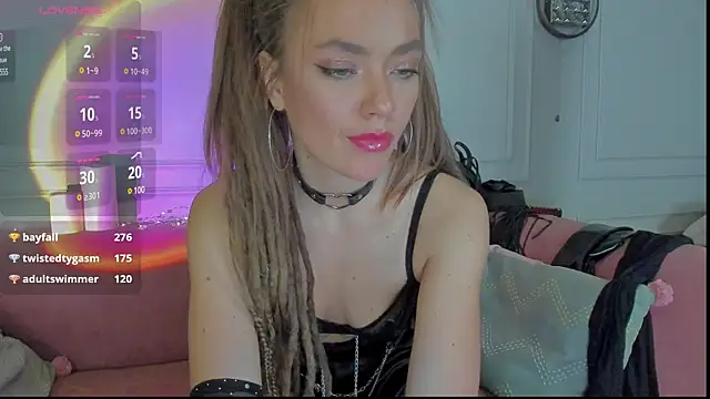 Snapshot of KellyFouler chatting on 22, 12, 2024 KellyFouler online show from 22, 12, 2024