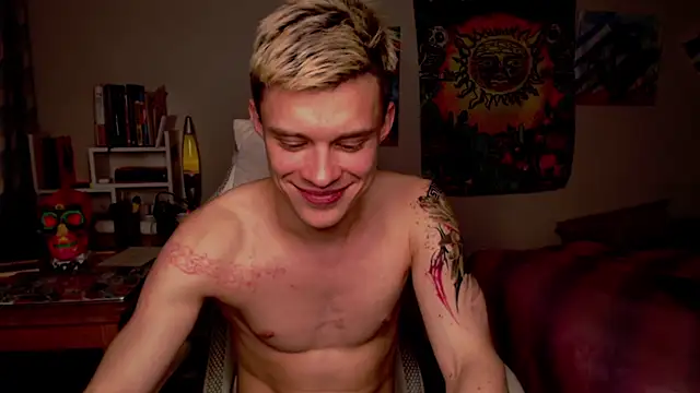 hornyadamsex online show from 23, 4, 2026