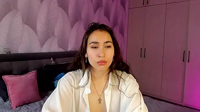 Bambiii bby online show from 2, 10, 2025