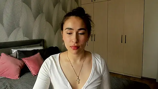 Snapshot of Bambiii_bby chatting on 30, 5, 2026 Bambiii bby online show from 30, 5, 2026
