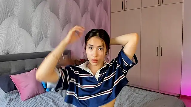 Bambiii bby online show from 9, 9, 2025