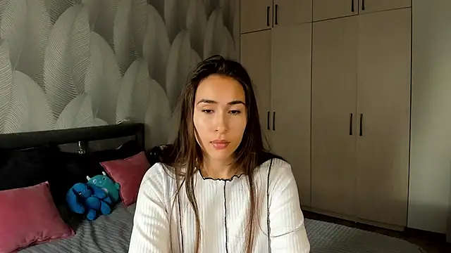 Bambiii bby online show from 21, 9, 2025