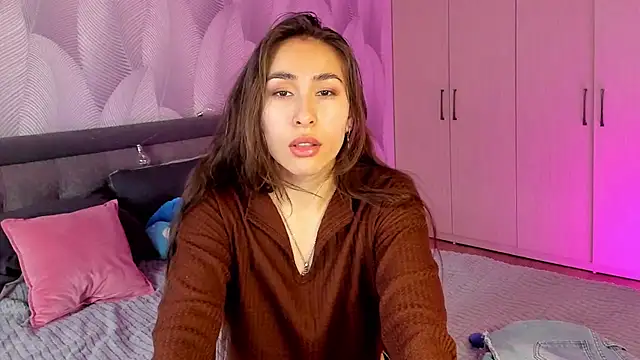 Bambiii bby online show from 4, 10, 2025