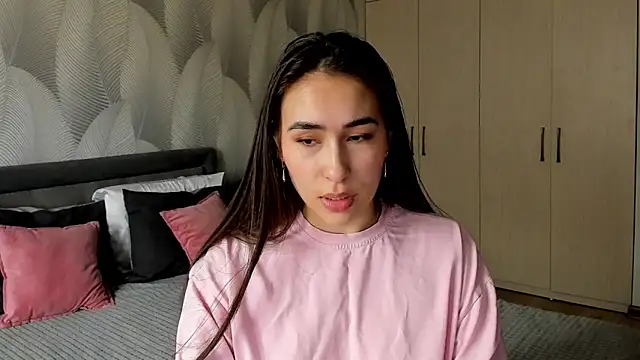 Bambiii bby online show from 19, 4, 2026