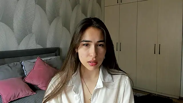 Snapshot of Bambiii_bby chatting on 26, 5, 2026 Bambiii bby online show from 26, 5, 2026