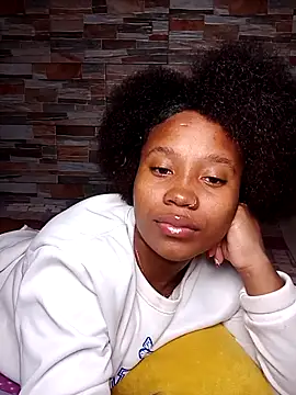 Snapshot of Abril_Storm chatting on 27, 10, 2025 Abril Storm online show from 27, 10, 2025