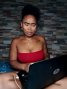 Snapshot of Abril_Storm chatting on 2, 11, 2025 Abril Storm online show from 2, 11, 2025