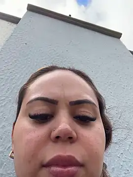 lariic online show from 12, 3, 2026