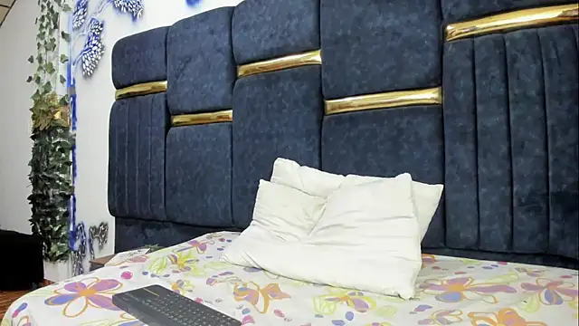 skaysanchez1 online show from 21, 4, 2026