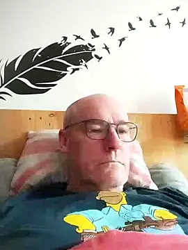 Snapshot of bogland33 chatting on 10, 6, 2026 bogland33 online show from 10, 6, 2026