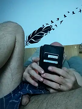 Snapshot of bogland33 chatting on 22, 6, 2026 bogland33 online show from 22, 6, 2026