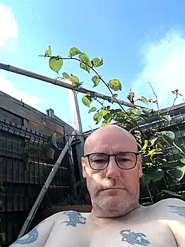 Snapshot of bogland33 chatting on 11, 7, 2026 bogland33 online show from 11, 7, 2026