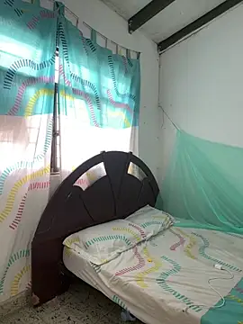 Snapshot of alejandrasxx chatting on 16, 9, 2025 alejandrasxx online show from 16, 9, 2025