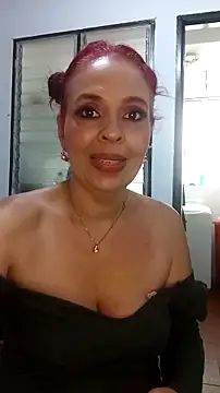 sthefania1710 online show from 23, 4, 2026