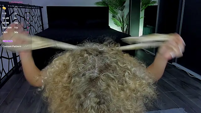 CurlyAnt0 online show from 14, 1, 2026