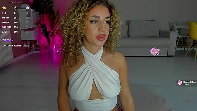 Snapshot of CurlyAnt0 chatting on 12, 11, 2025 CurlyAnt0 online show from 12, 11, 2025