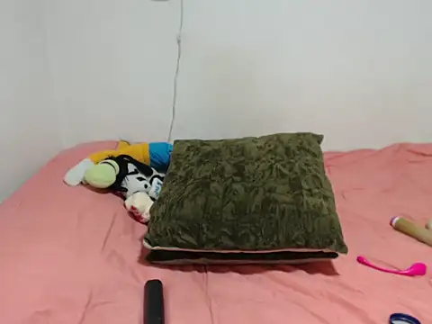 Snapshot of carolina_linarez69 chatting on 14, 9, 2025 carolina linarez69 online show from 14, 9, 2025