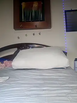 Snapshot of megan-fox12 chatting on 18, 9, 2025 megan-fox12 online show from 18, 9, 2025