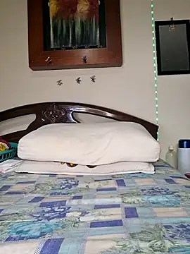 Snapshot of megan-fox12 chatting on 27, 10, 2025 megan-fox12 online show from 27, 10, 2025