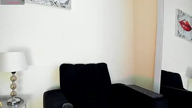 Snapshot of its__angelica_ chatting on 25, 4, 2026 its angelica online show from 25, 4, 2026