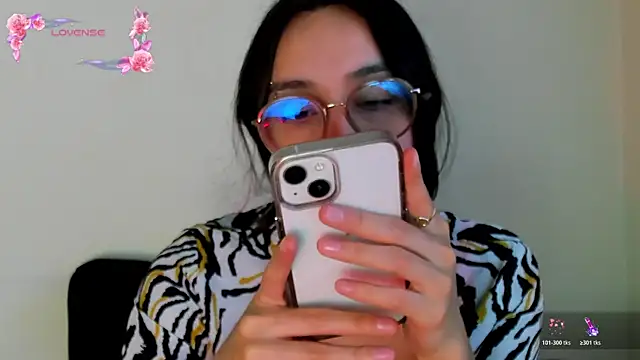 its  angelica  online show from 30, 3, 2026