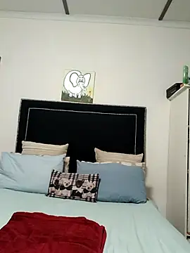 contagiousqueen online show from 11, 2, 2026