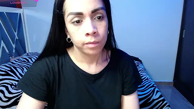 Amber Lovely online show from 10, 9, 2025