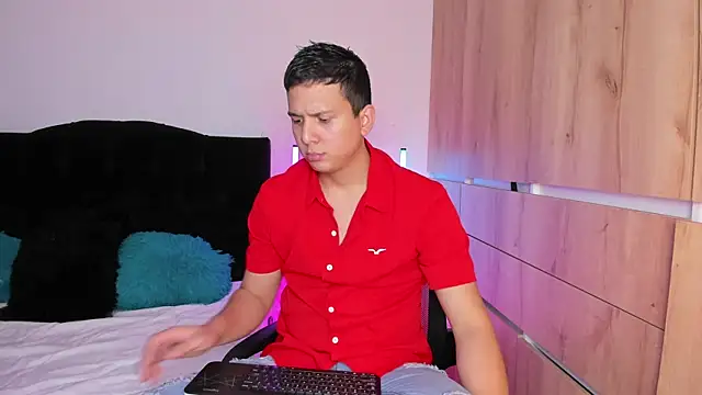 ANDREZALVAREZ online show from 5, 11, 2025