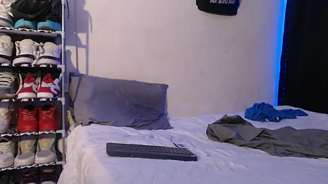 Snapshot of Alid_17 chatting on 7, 2, 2025 Alid 17 online show from 7, 2, 2025