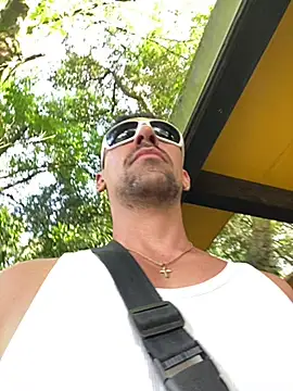 Snapshot of dantedesirexx chatting on 9, 2, 2026 dantedesirexx online show from 9, 2, 2026